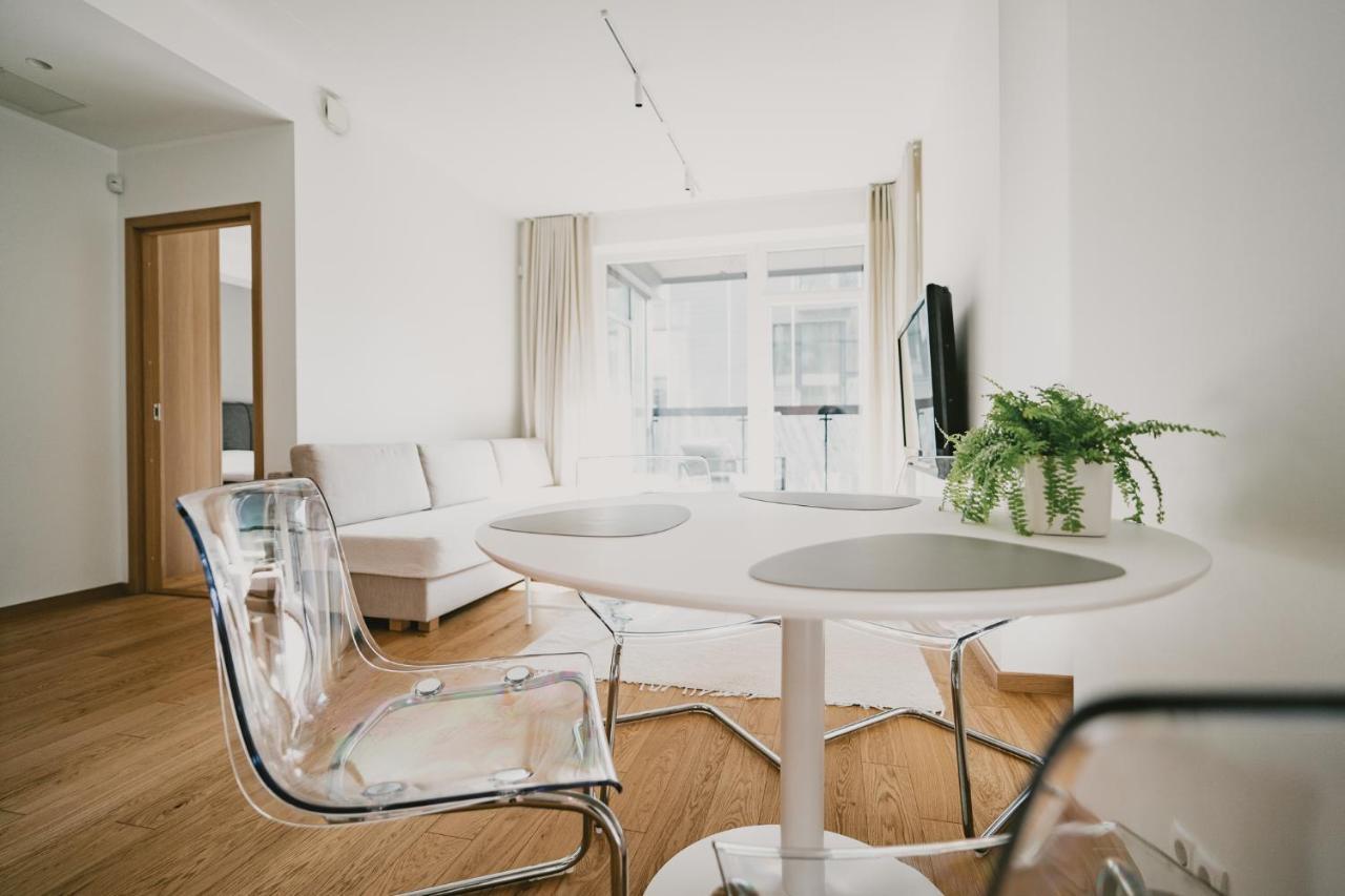 Oeoe Street Premium Apartment With Terrace Tartu Exteriör bild